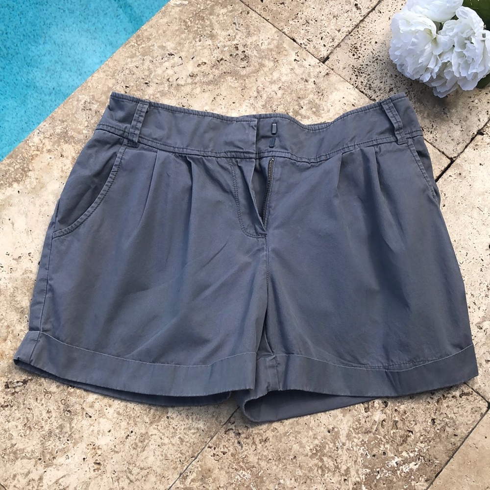 Kenneth Cole women’s shorts size 4